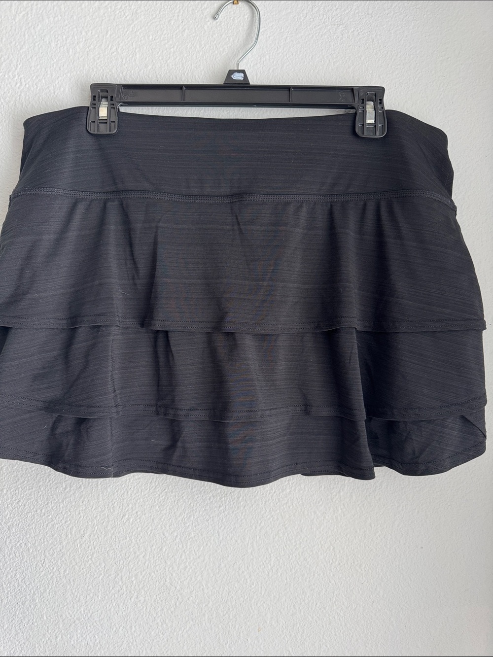 Athleta Black Tiered Ruffle Skort XL